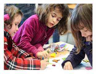taller, campamento, chicas, niñas, girls, girls&tech, programacion, robotica, robotica educativa, cursos, verano, semana santa, amigas, formacion, tecnologia
